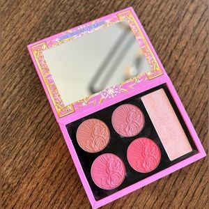 Pat McGrath Bridgerton Divine Blush Palette
